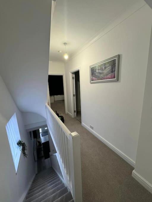 Modern 5 Bed Near Excel -Big Ben Villa London Exteriör bild